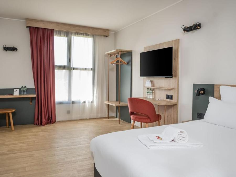 The Originals City, Hotel Des Volcans Champs  Kültér fotó